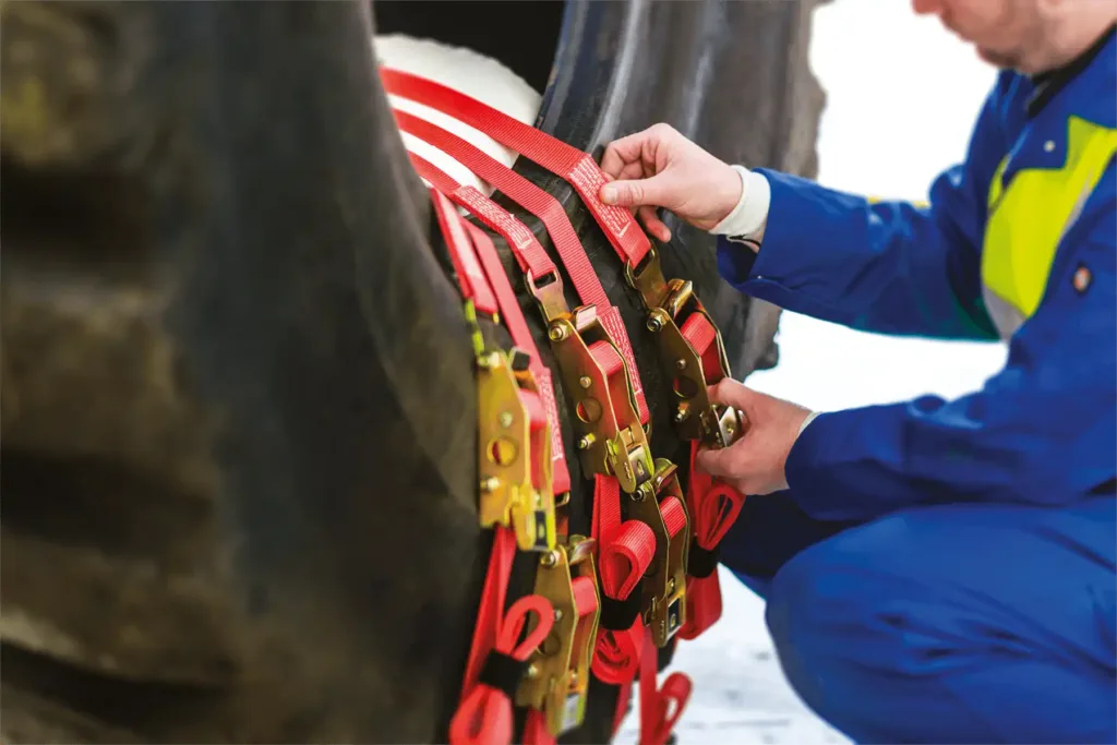 Adjust the straps on your Monaflex tyre repair system before use